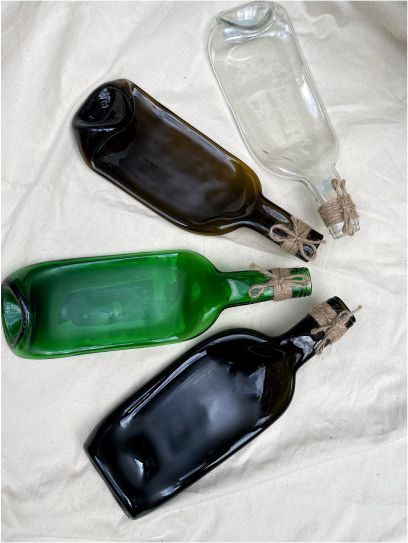 Wine bottle plate