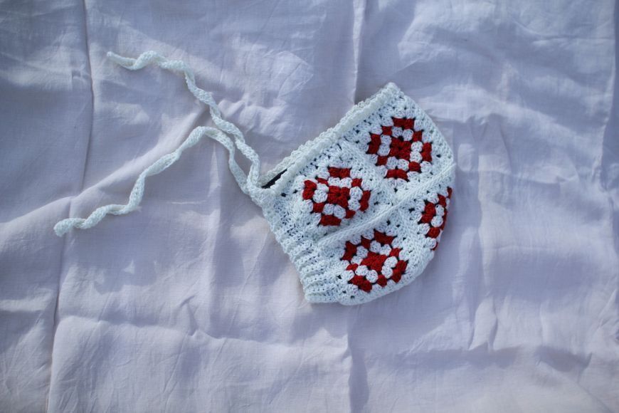 Crocheted beanie hat, white