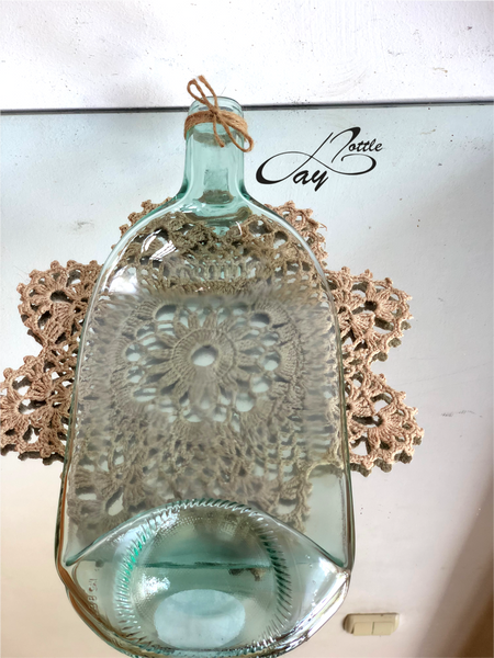 Plate from a bottle of Wine XL